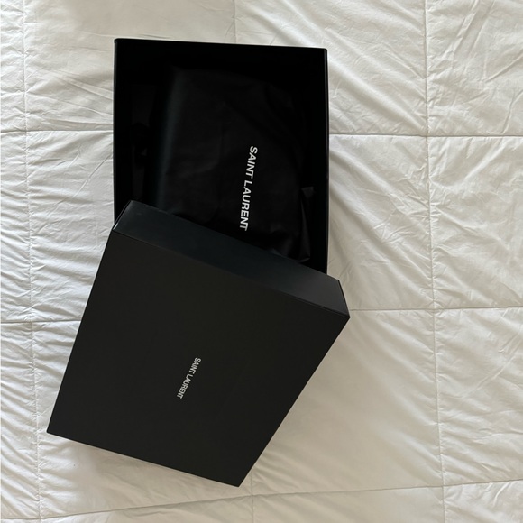 Saint Laurent Uptown Black Leather Tote Bag - Medium - Picture 9 of 9